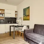 Joivy Delightful Studios Near Parco Tre Torri